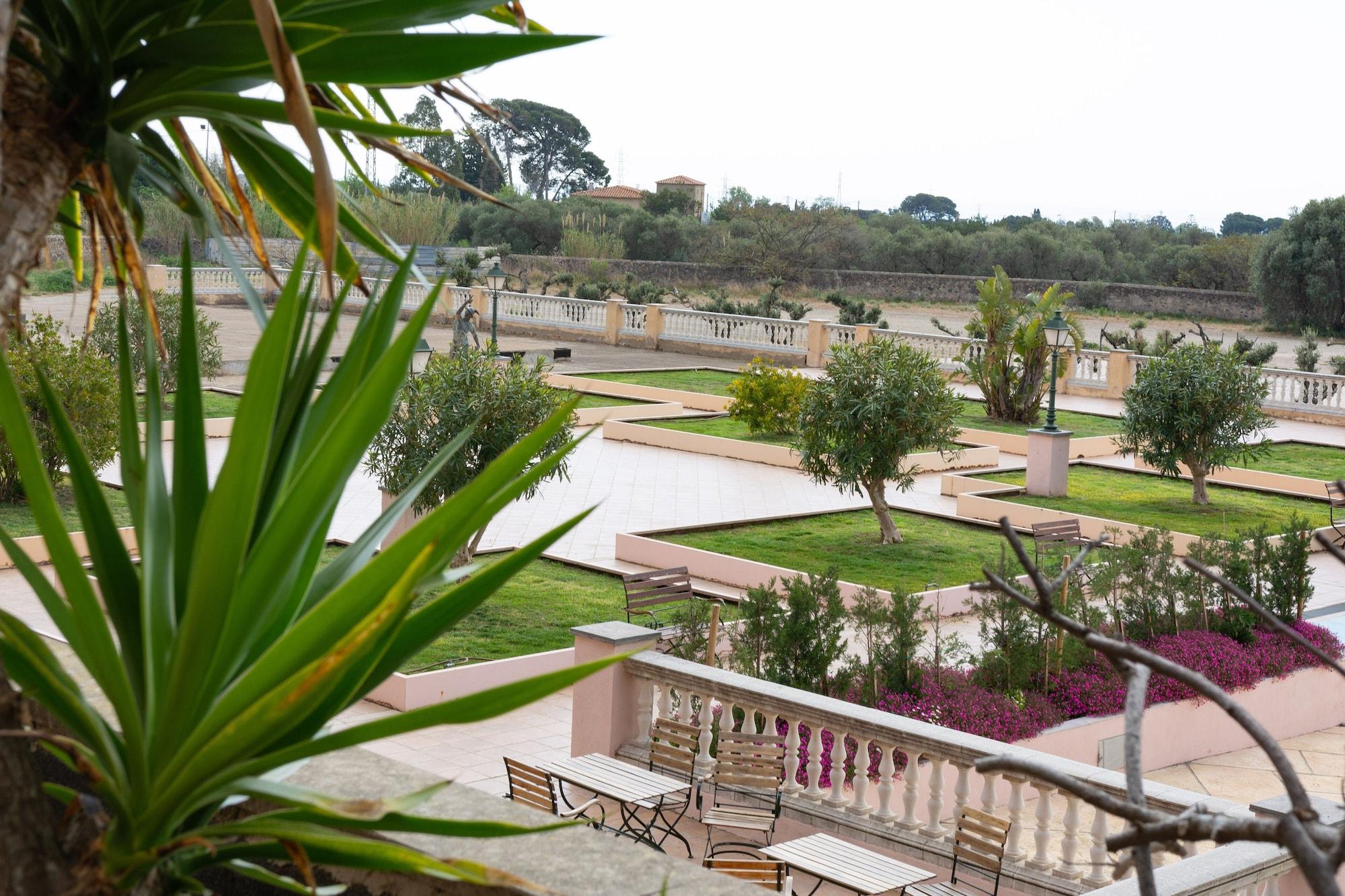 Termes Montbrio Hotel & Spa Montbrió del Camp Esterno foto