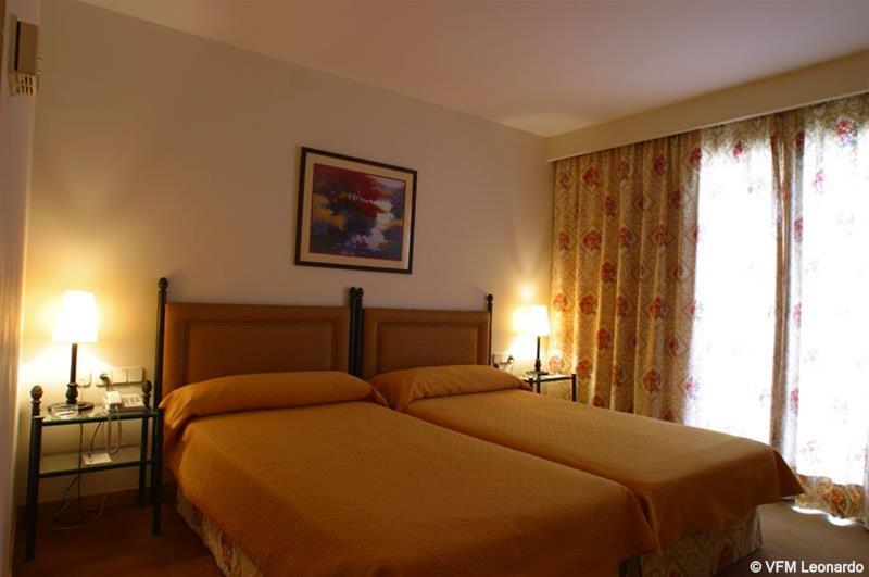 Termes Montbrio Hotel & Spa Montbrió del Camp Camera foto