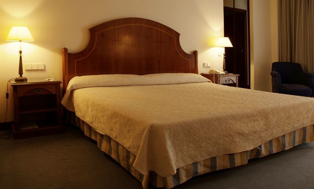 Termes Montbrio Hotel & Spa Montbrió del Camp Esterno foto
